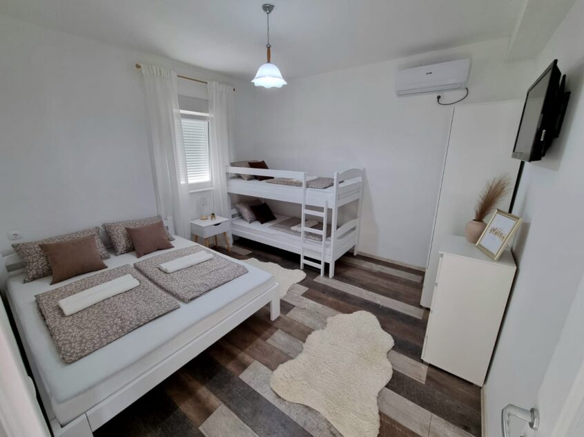 WhatsApp Image 2026-03-10 at 20.35.18 (4)