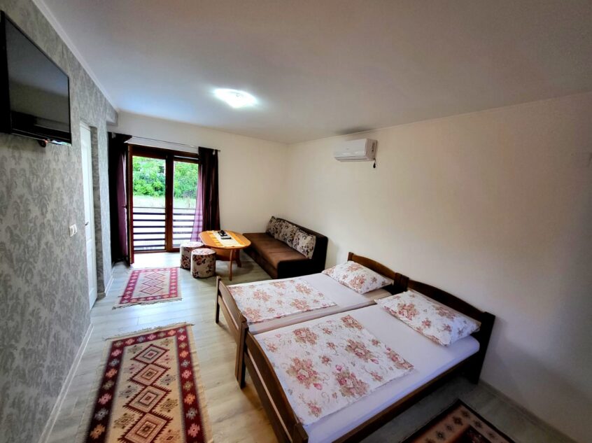 WhatsApp Image 2026-03-10 at 21.01.06 (1)